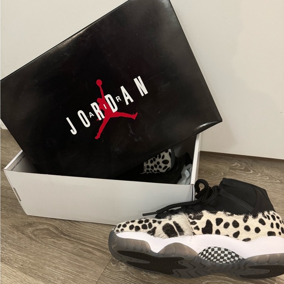 Air Jordan’s - Picture 2 of 4